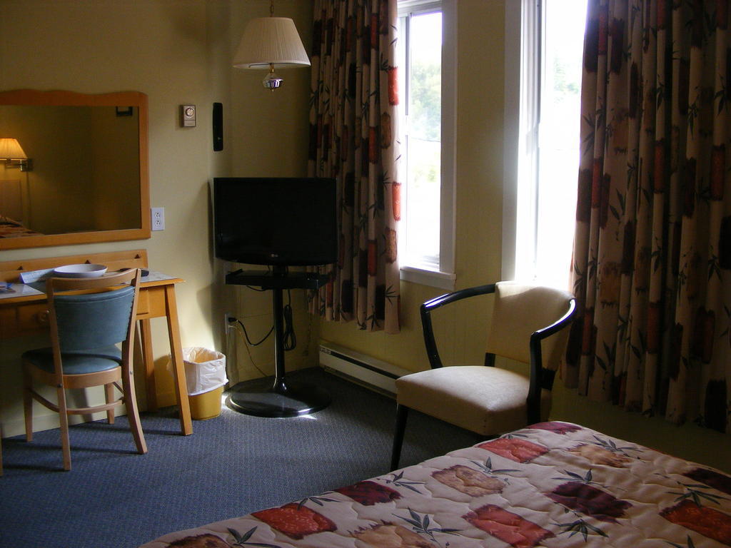 Rivière-la-Madeleine Hotel Motel Bon Accueil מראה חיצוני תמונה