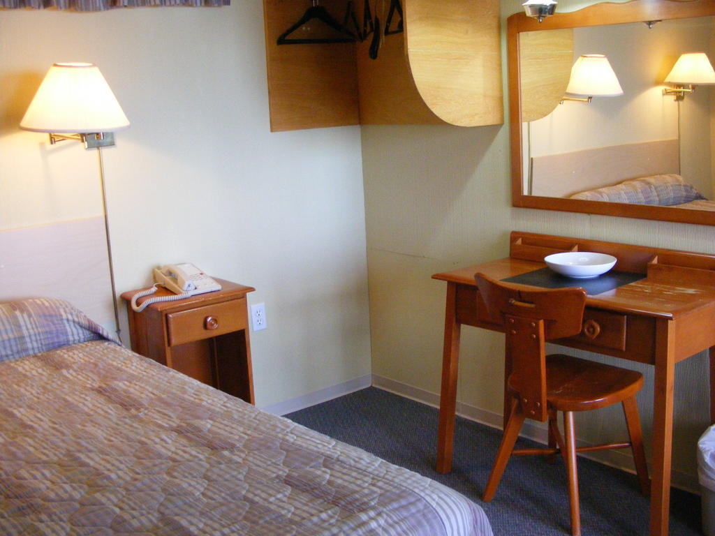 Rivière-la-Madeleine Hotel Motel Bon Accueil חדר תמונה