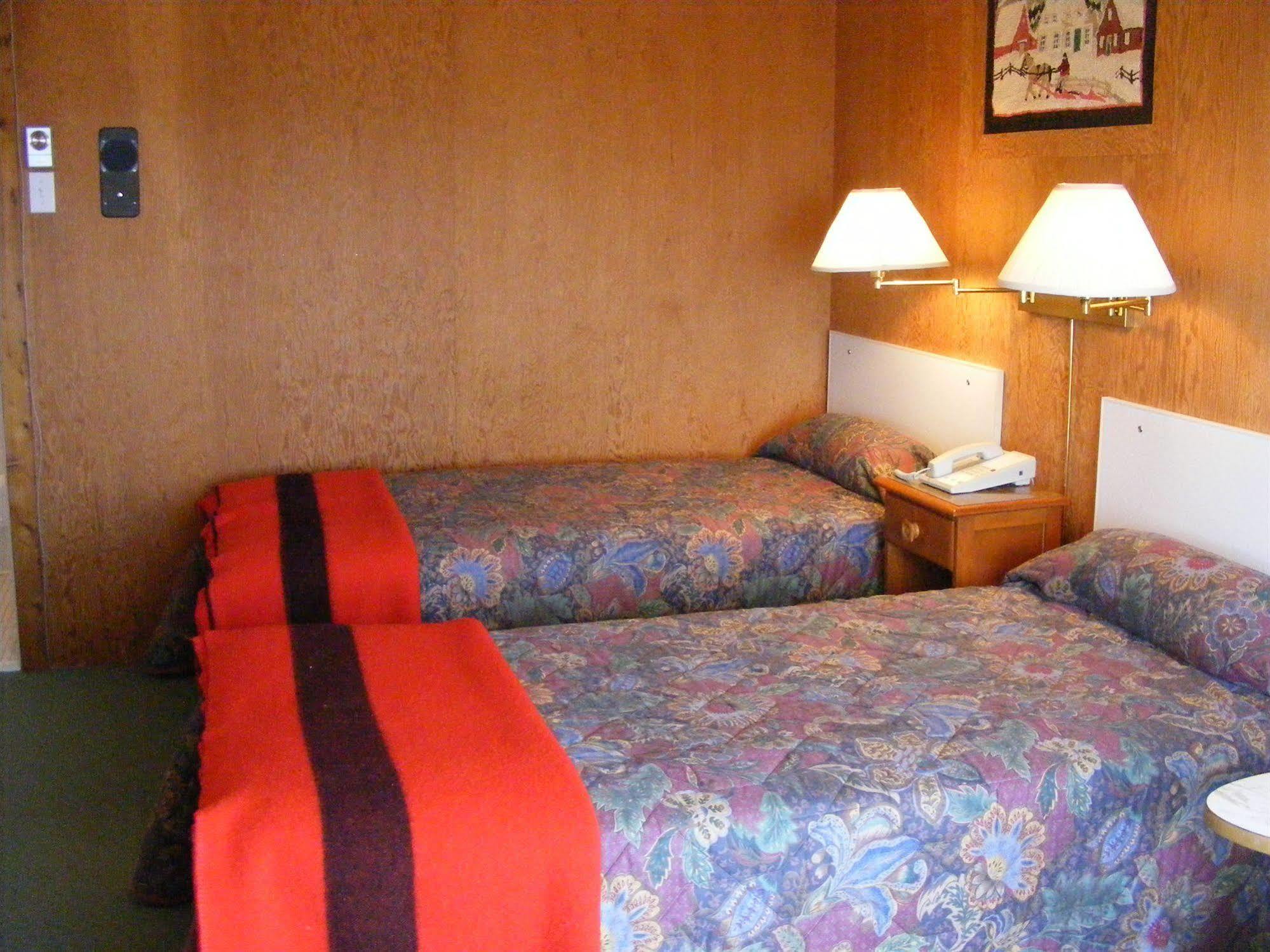 Rivière-la-Madeleine Hotel Motel Bon Accueil מראה חיצוני תמונה