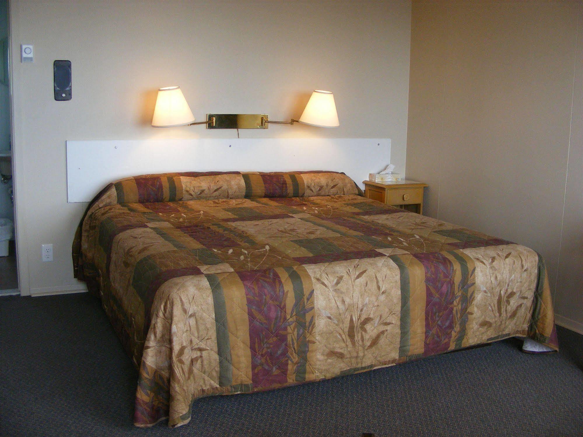 Rivière-la-Madeleine Hotel Motel Bon Accueil מראה חיצוני תמונה